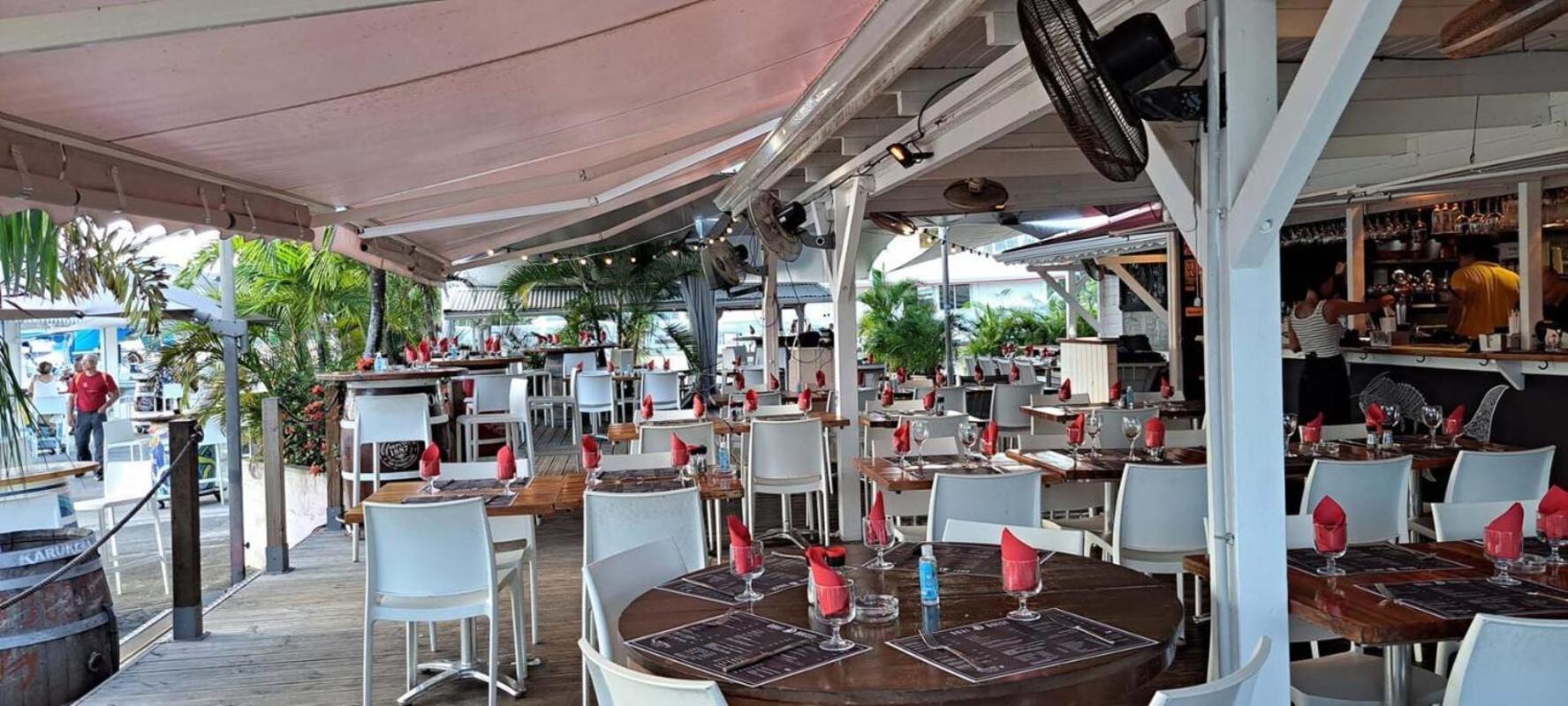 Superbe Studio Avec Piscine, Au Coeur De La Marina! Village Soleil ! Proche Aeroport & Ferry Le Gosier  Exterior photo